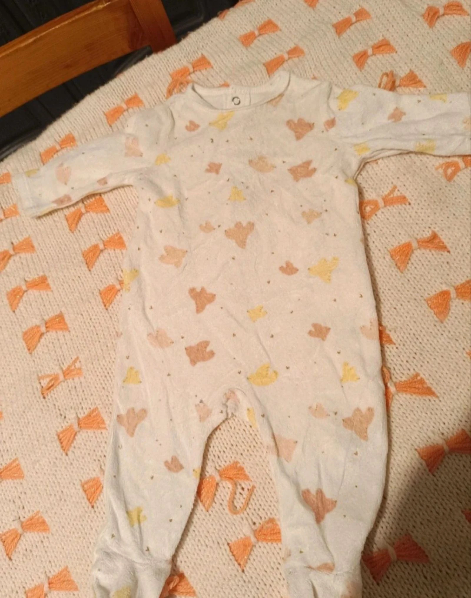 Pyjama dors-bien velours blanc motifs oiseaux GÉMO – Taille 3 mois – Très bon état